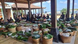 BERSIH DUSUN PADUKUHAN BATUR